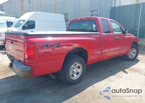 2005 Dodge Dakota St from USA, damaged, VIN 1D7HW22K85S271692